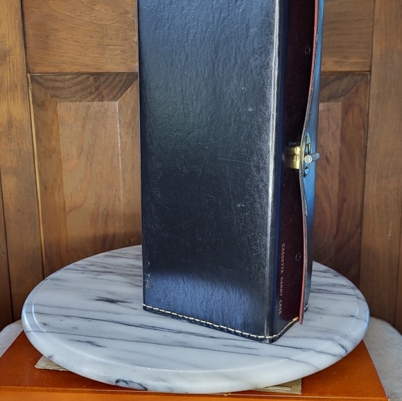 Black Cassette Carry Case - Picture 11 of 13